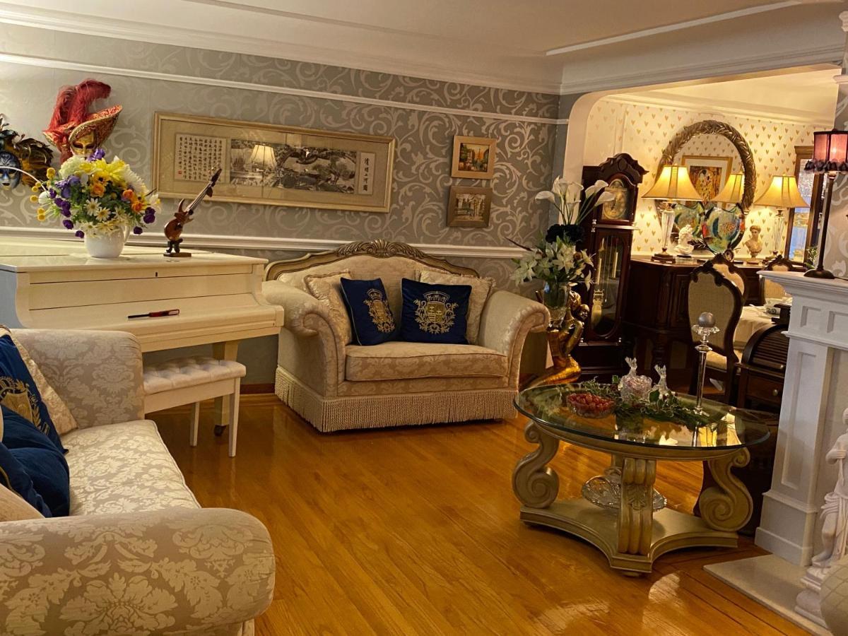Bed and Breakfast Serenity à Burnaby Extérieur photo